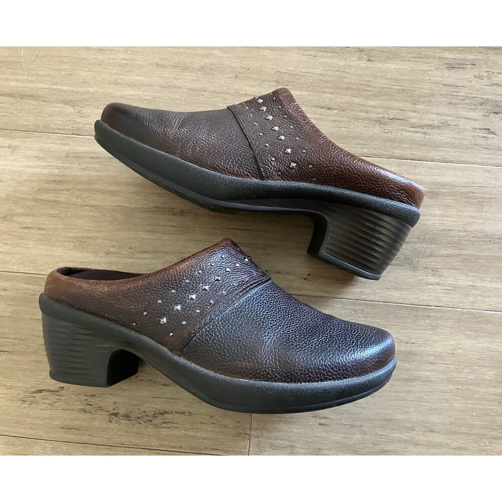 Klogs leather brown silver stud design women’s heeled clogs. Size 8.5